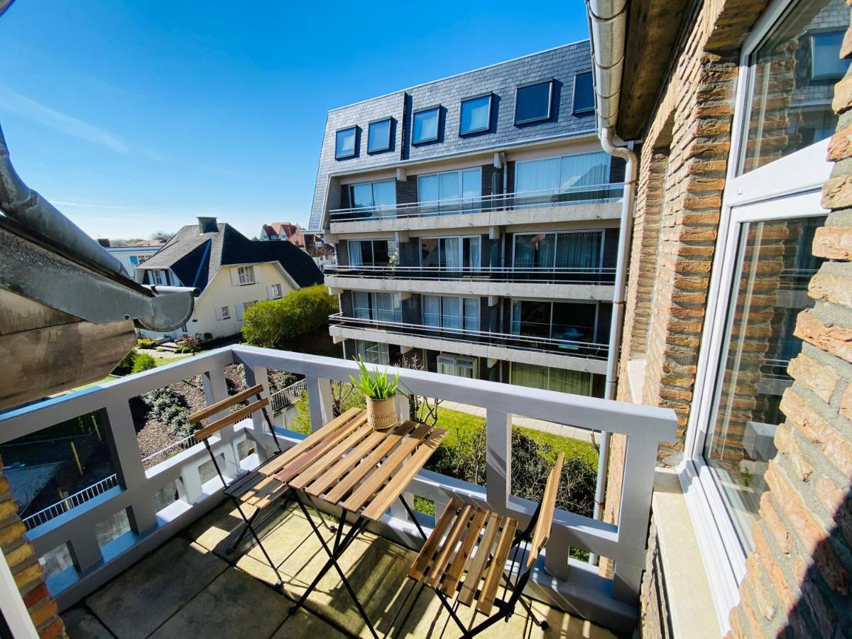 Recently Renovated Appartement 150M From The Beach De Haan Eksteriør bilde